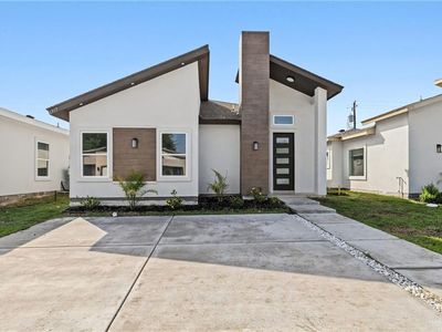 6311 Lancelot Dr