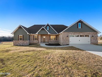 231 Lakeside Meadows Cir