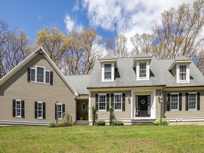 8 Alstead Path
