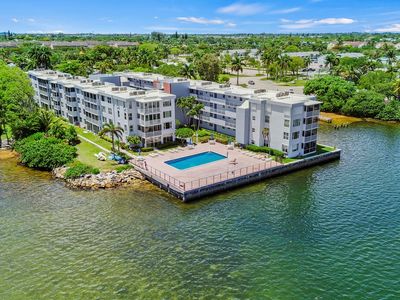 1820 New Palm Way #308