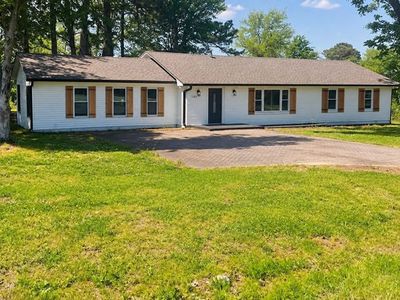 1497 W Highway 22
