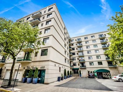 680 N Green St APT 508