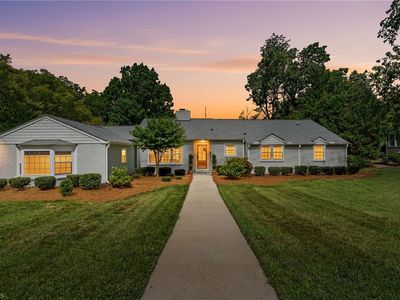 1115 Rockford Rd
