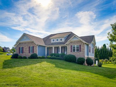 100 Stonecrest Ave