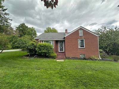Property at 904 Sandalwood Dr, Greensburg, PA
