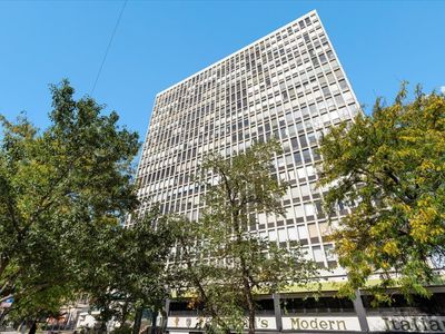 444 W Fullerton Pkwy APT 1601