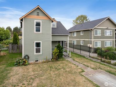 3322 Chandler Street