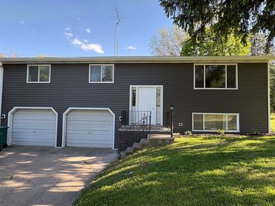Property at 837 Central Ave E, Hampton, IA