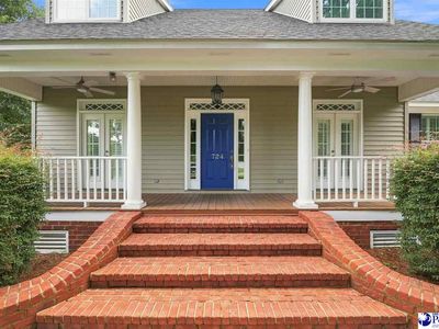 724 N Grove Park Dr