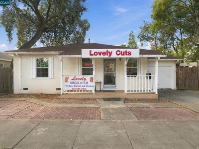 2930 Clayton Rd