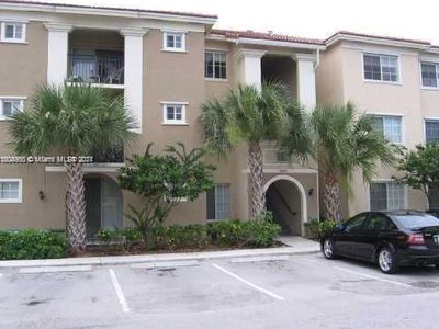 2586 Centergate Dr APT 206