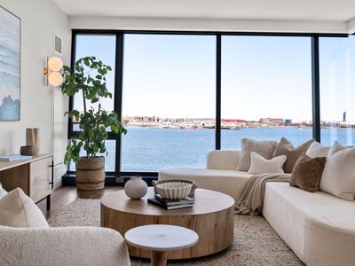 300 Pier 4 Blvd Unit 6D