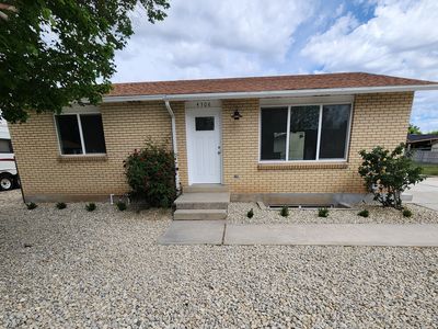 4306 W Sun Dr