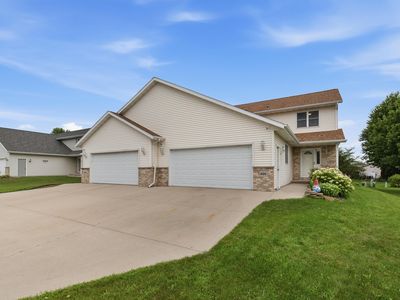 Property at 406 Greenbriar Ave, Fond Du Lac, WI