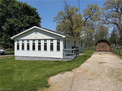 624 Cemetery St