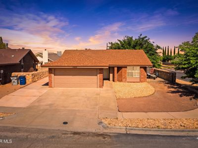 10900 Ernie Banks Dr