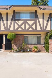 600 Lansing Dr APT 10