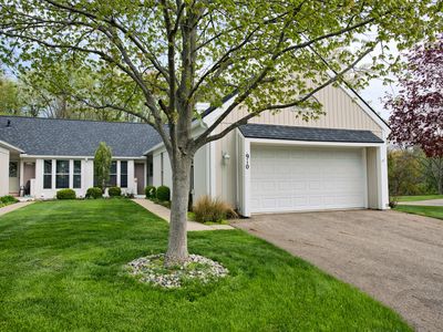 910 Cherrywood Cir