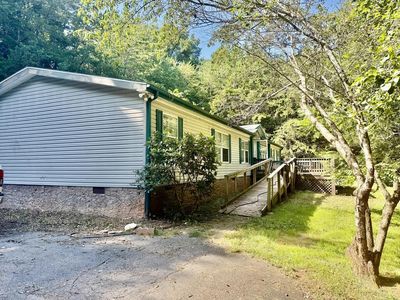 94 Green Acres Holw