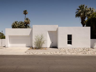 37700 Peacock Cir