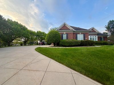 9261 Ruth Ct