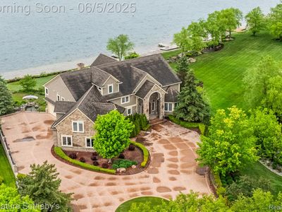 10611 Lighthouse Point