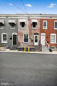 585 Zook Ave