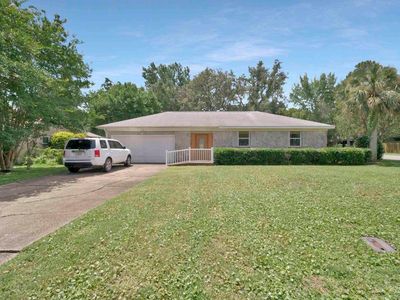 219 Norwich Dr