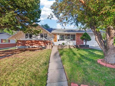 1361 Glenaire Dr