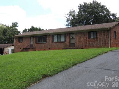 Property at 409 E K St, Newton, NC