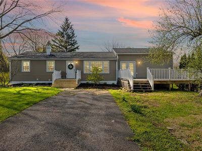 Property at 15 Aprille Ln, Rush, NY