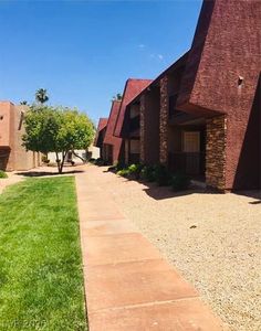 4941 River Glen Dr Unit 7