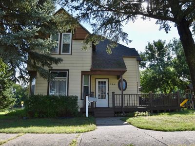 504 3rd Ave