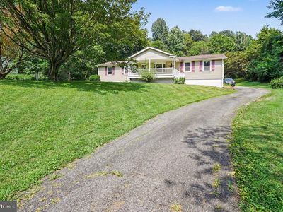 528 Love Run Rd