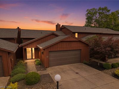 17933 Cliffside Dr