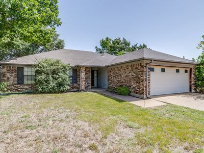 401 Revolution Ln