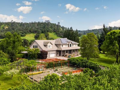 265 Grapevine Ravine Ln