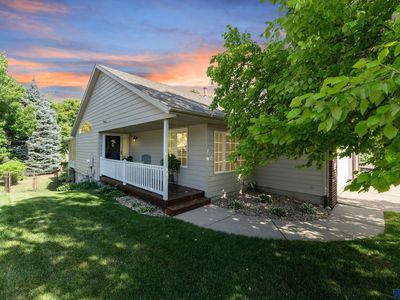 1712 S Campbell Trl