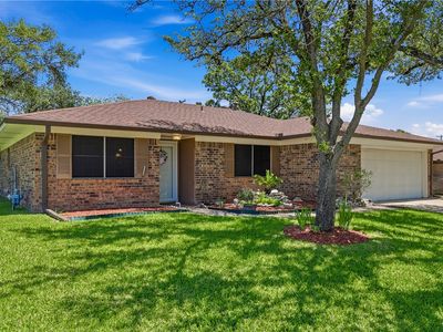 3807 Kelli Ln