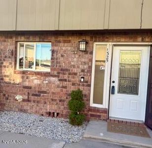 1325 N Lompa Ln