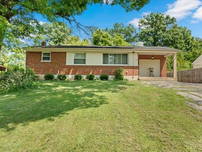 4050 Hutchinson Rd