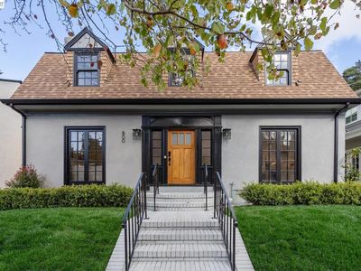 800 Trestle Glen Rd