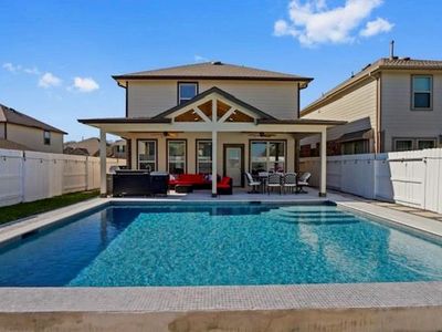 18426 White Stallion Ln