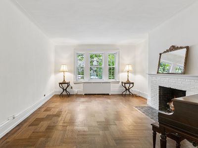 525 W 238th St APT 1O