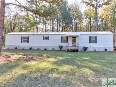 512 Sisters Ferry Rd