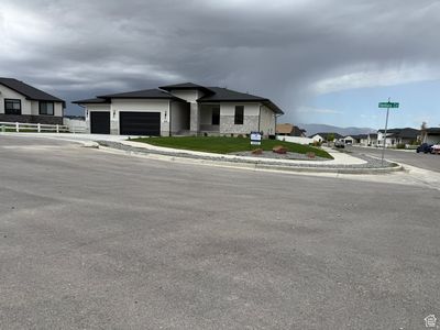 5229 N Ventura Cir