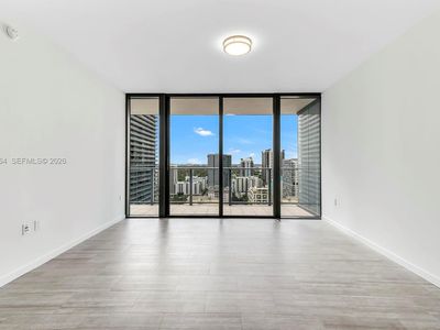 1000 Brickell Plz #2304