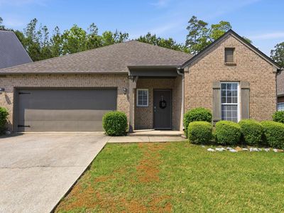 227 Chesser Park Dr