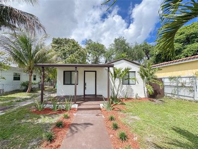 2933 NW 48th Ter