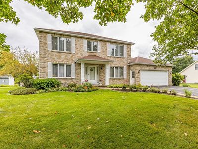 115 Queensland Dr